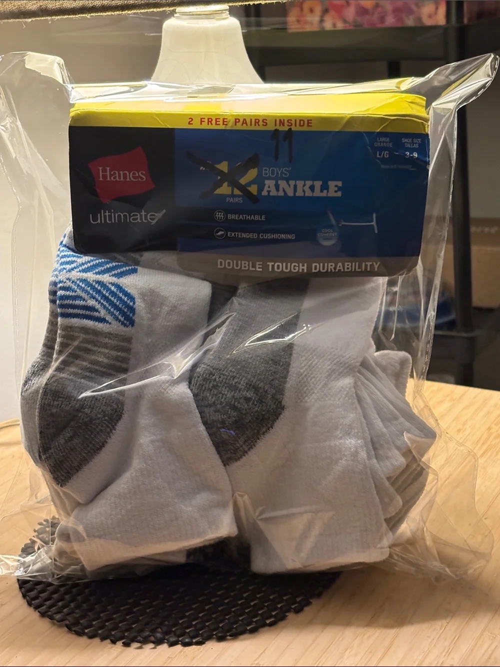 HANES BOYS GIRLS ANKLE SOCKS, size L